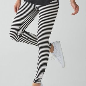 Limited edition Lulu Lemon leggings. Worn Once.